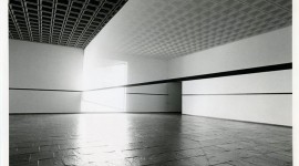 Robert Irwin, Scrim veilBlack rectangleNatural light, Whitney Museum of American Art, New York